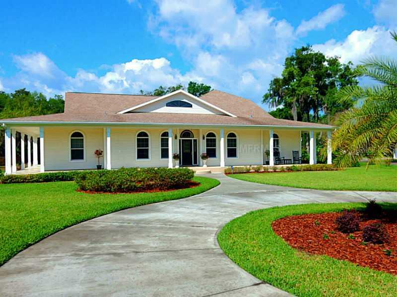 8703 Cross Landing Ln., Riverview, FL 33578