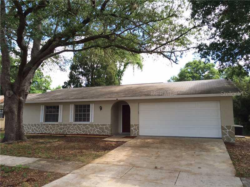 813 Regent Cir., Brandon, FL 33511