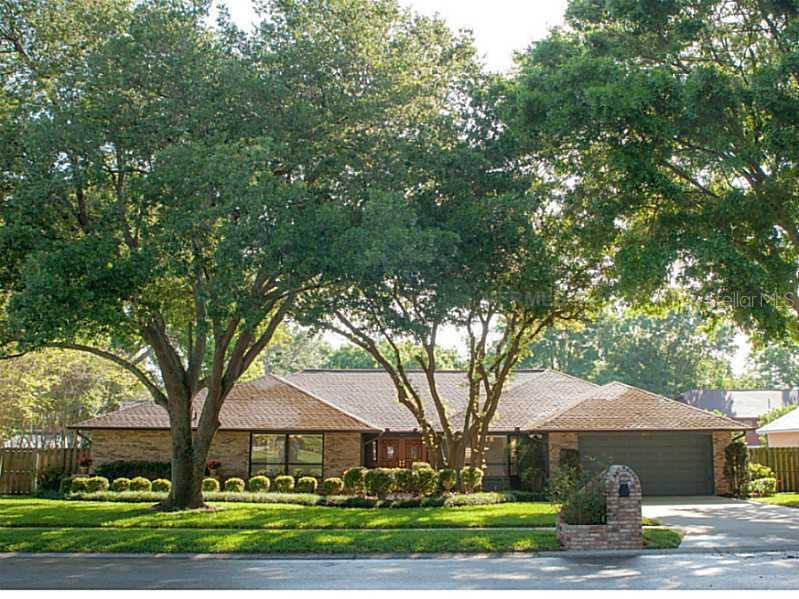 10911 Victoria Arbor Way, Temple Terrace, FL 33617