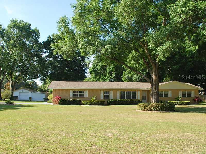 810 Orange Blossom Ln., Seffner, FL 33584