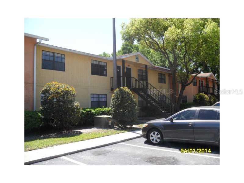 203 Poinsettia Pine Ct. #202, Tampa, FL 33612