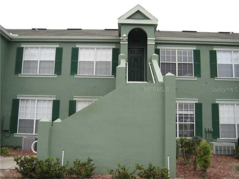 9070 Lake Chase Island Way, Tampa, FL 33626