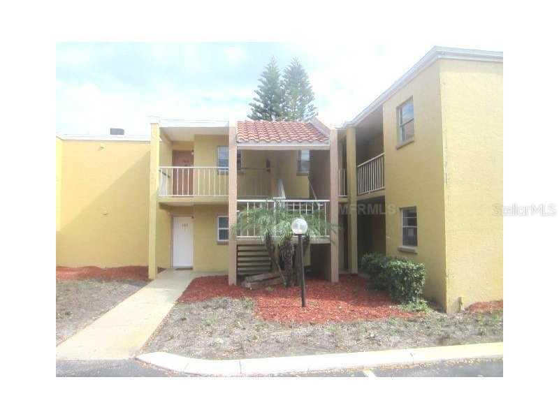 2828 Somerset Park Dr. #201, Tampa, FL 33613