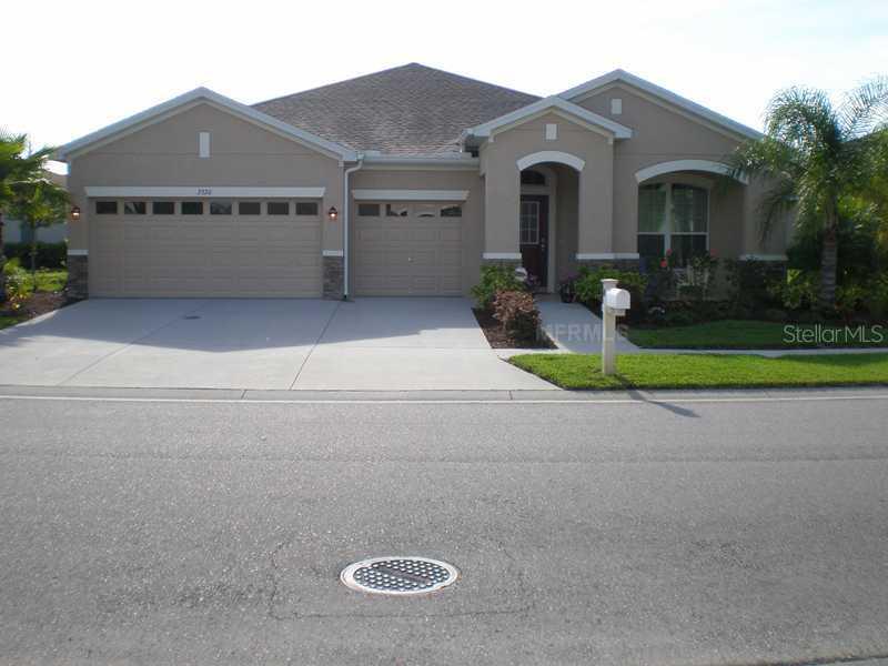 2320 Nesslewood Dr., Wesley Chapel, FL 33543
