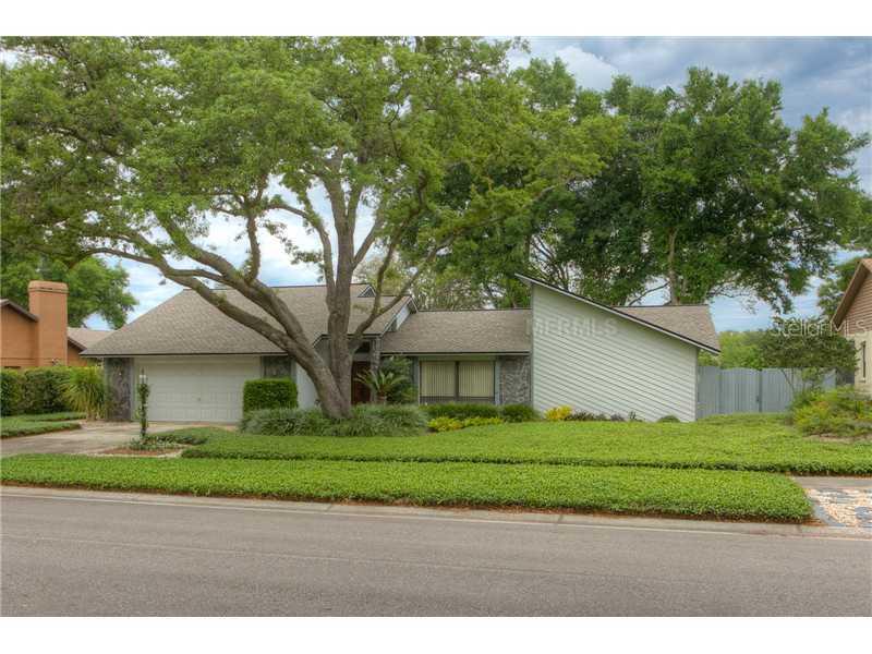 2308 Travis Robert Ave., Valrico, FL 33594