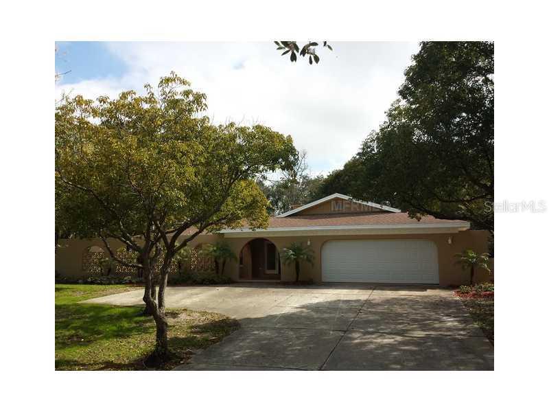 1 Eagle Ln., Palm Harbor, FL 34683