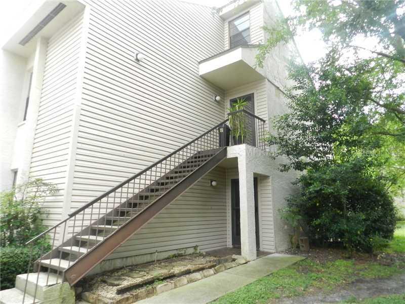 5131 Puritan Cir. #1122, Tampa, FL 33617