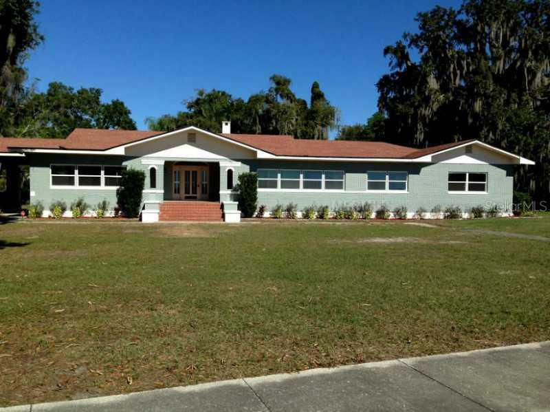 1637 N Lake Howard Dr., Winter Haven, FL 33881