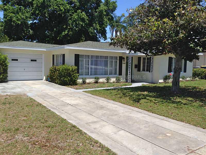 1466 Jacaranda Cir., Clearwater, FL 33755