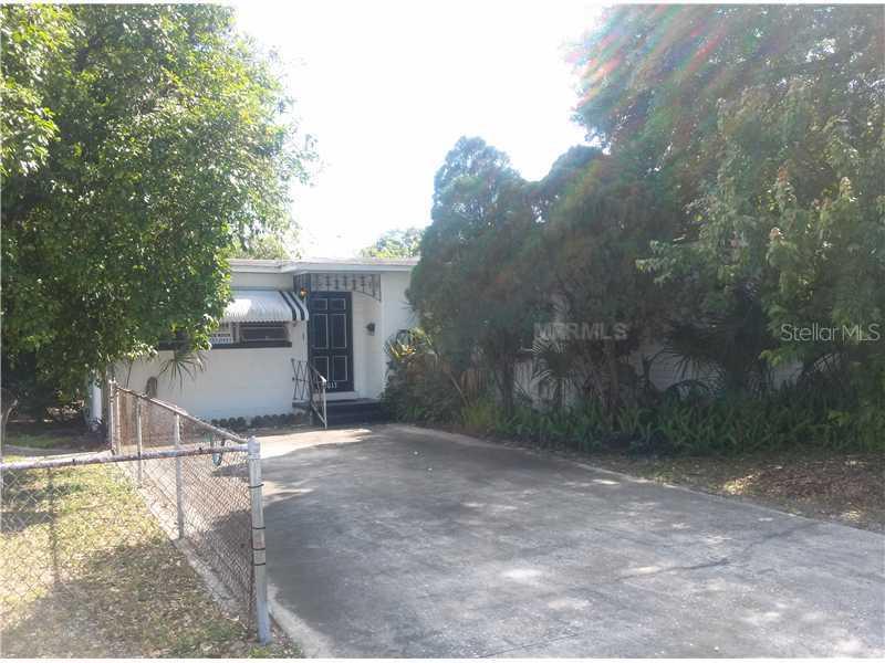 2013 Linsey St., Tampa, FL 33605