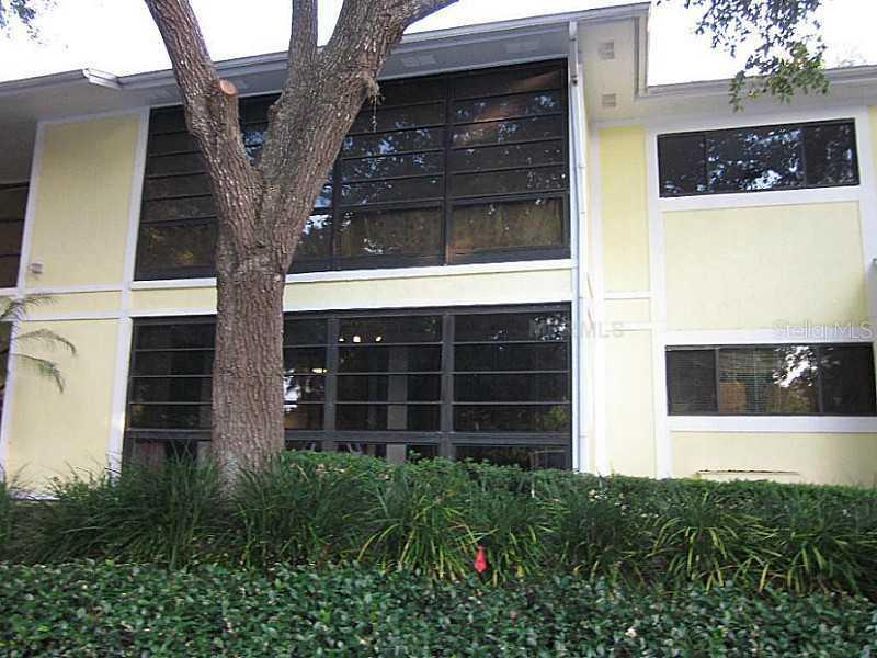 3295 Fox Chase Cir. #104, Palm Harbor, FL 34683