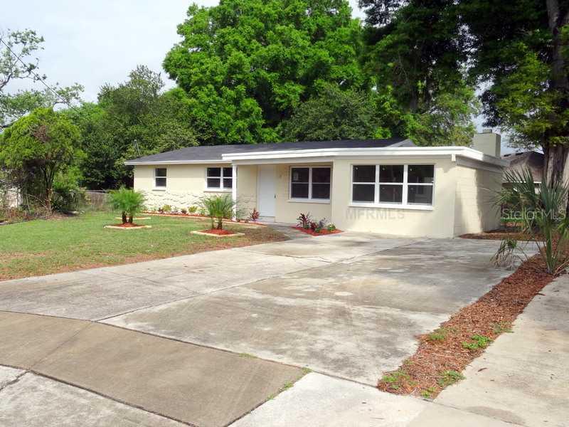 131 Melanie Ln., Brandon, FL 33510