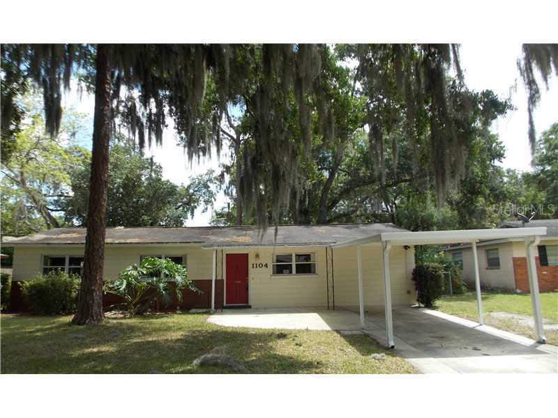 1104 Crystal Tr., Plant City, FL 33563