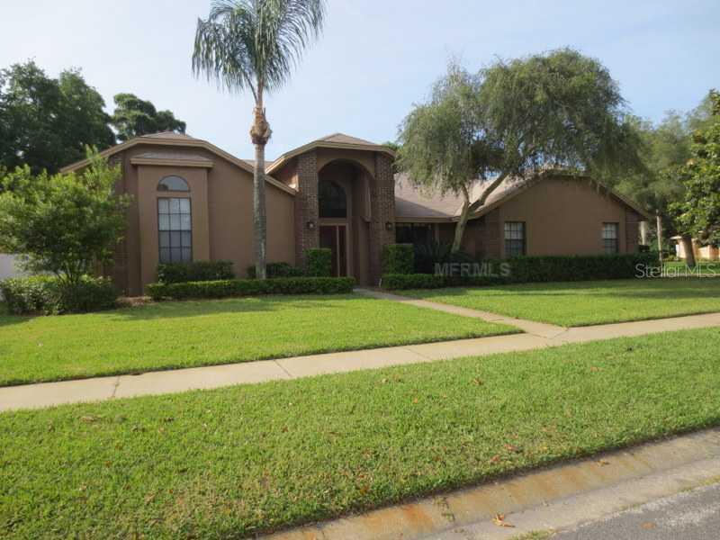 2311 Eagle Bluff Dr., Valrico, FL 33596