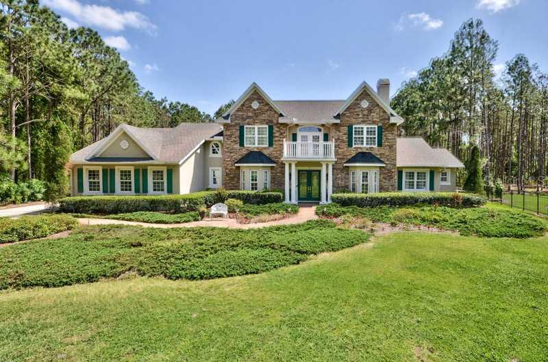 1001 Newberger Rd., Lutz, FL 33549