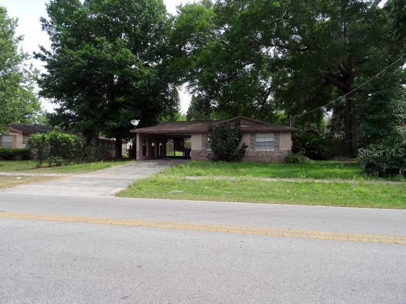 805 Kingsway Ave., Seffner, FL 33584