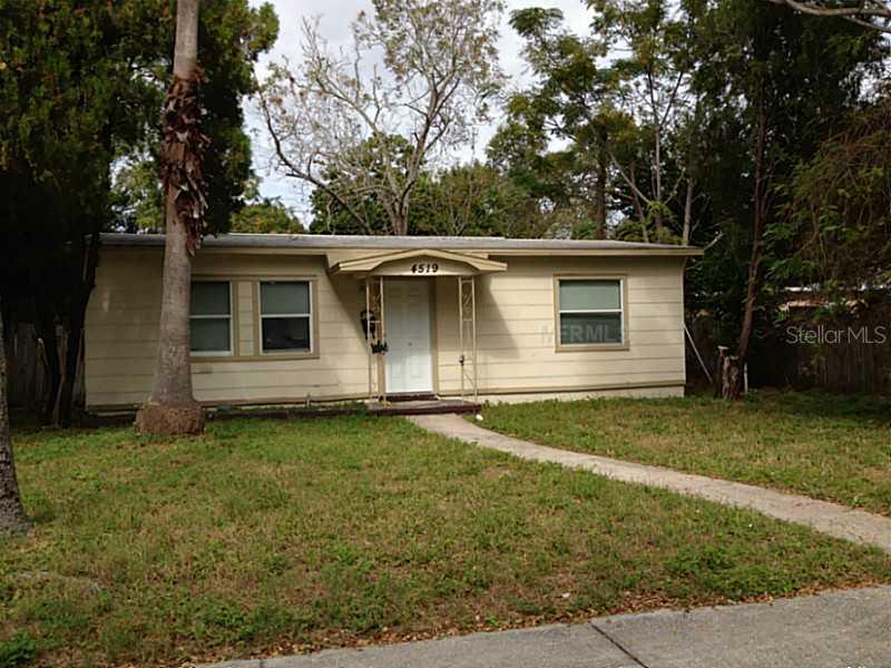 4519 S 14th Ave., St Petersburg, FL 33711
