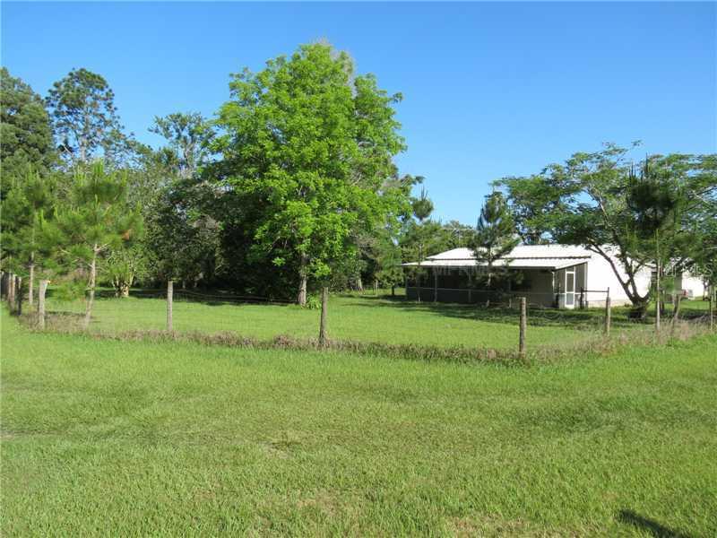 17487 Squirrel Prairie Rd., Masaryktown, FL 34604