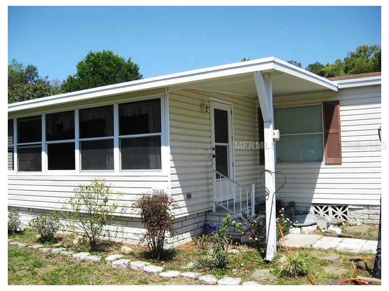 38645 Alston Ave., Zephyrhills, FL 33542