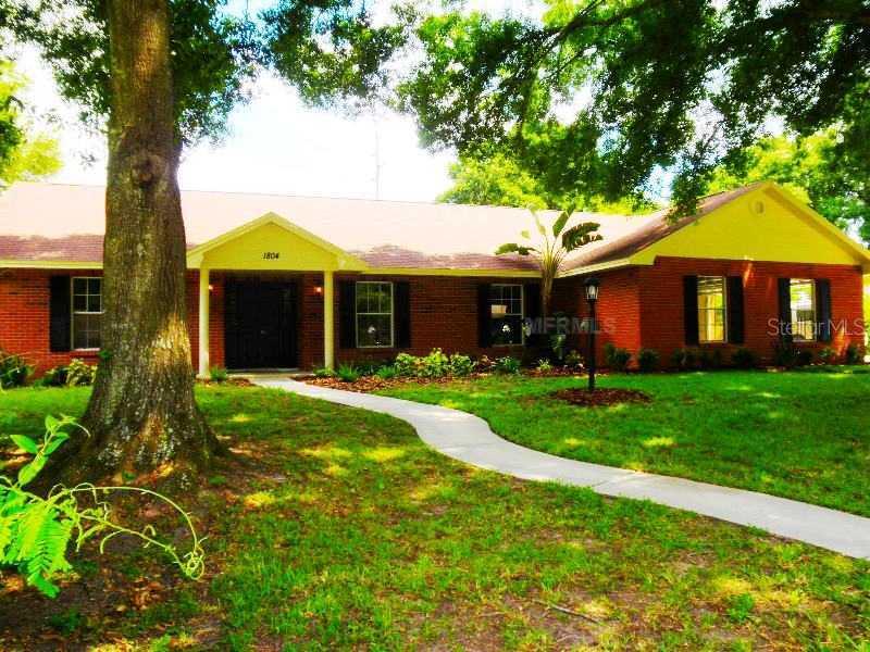 1804 N Waterman Dr., Valrico, FL 33594