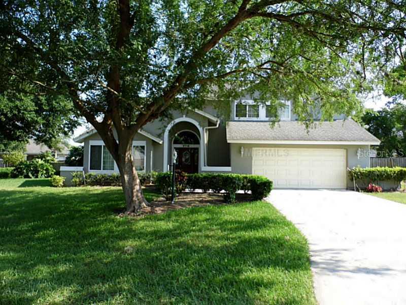 2718 Buckhorn Oaks Dr., Valrico, FL 33594