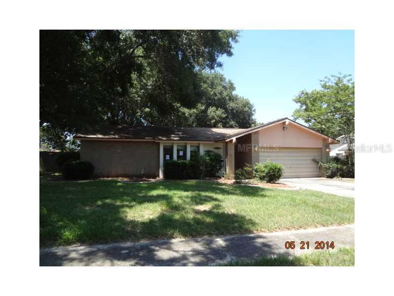 508 Hickory Lake Dr., Brandon, FL 33511