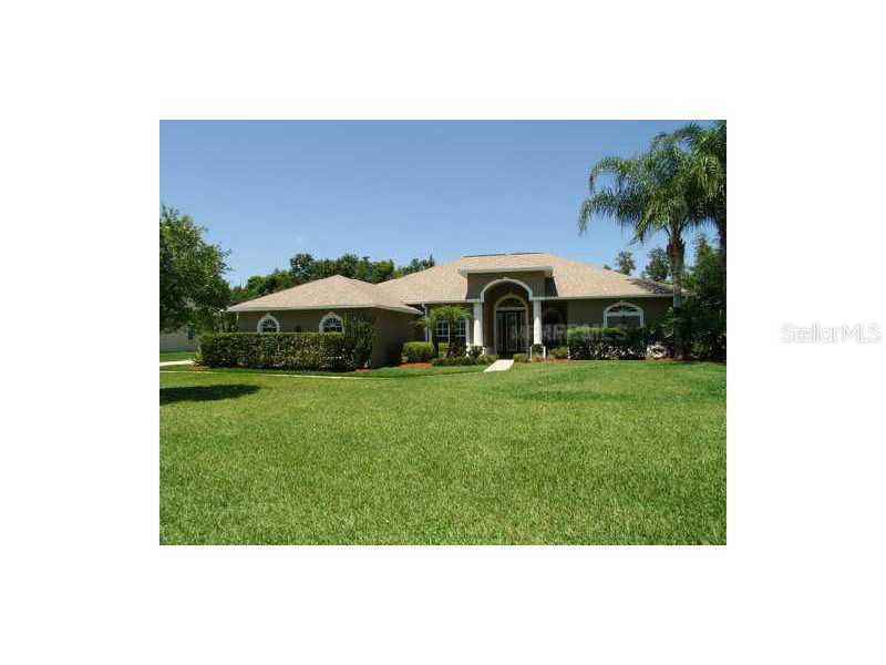 1454 Kensington Woods Dr., Lutz, FL 33549