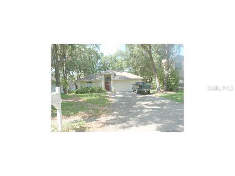 4447 Hidden Shadow Dr., Tampa, FL 33614