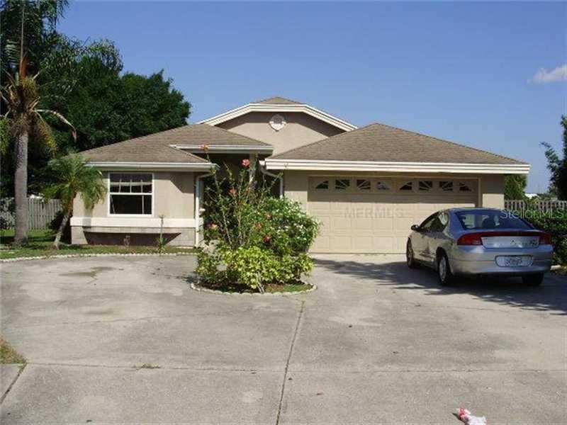 7101 E 52nd Dr., Bradenton, FL 34203