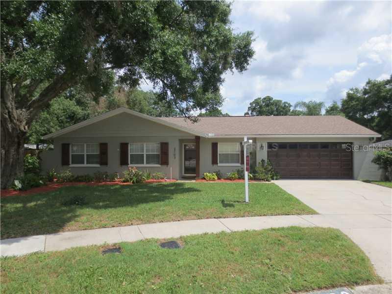 3703 Thornwood Pl., Tampa, FL 33618