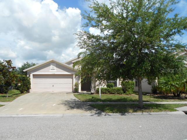 1122 Barclay Wood Dr., Ruskin, FL 33570