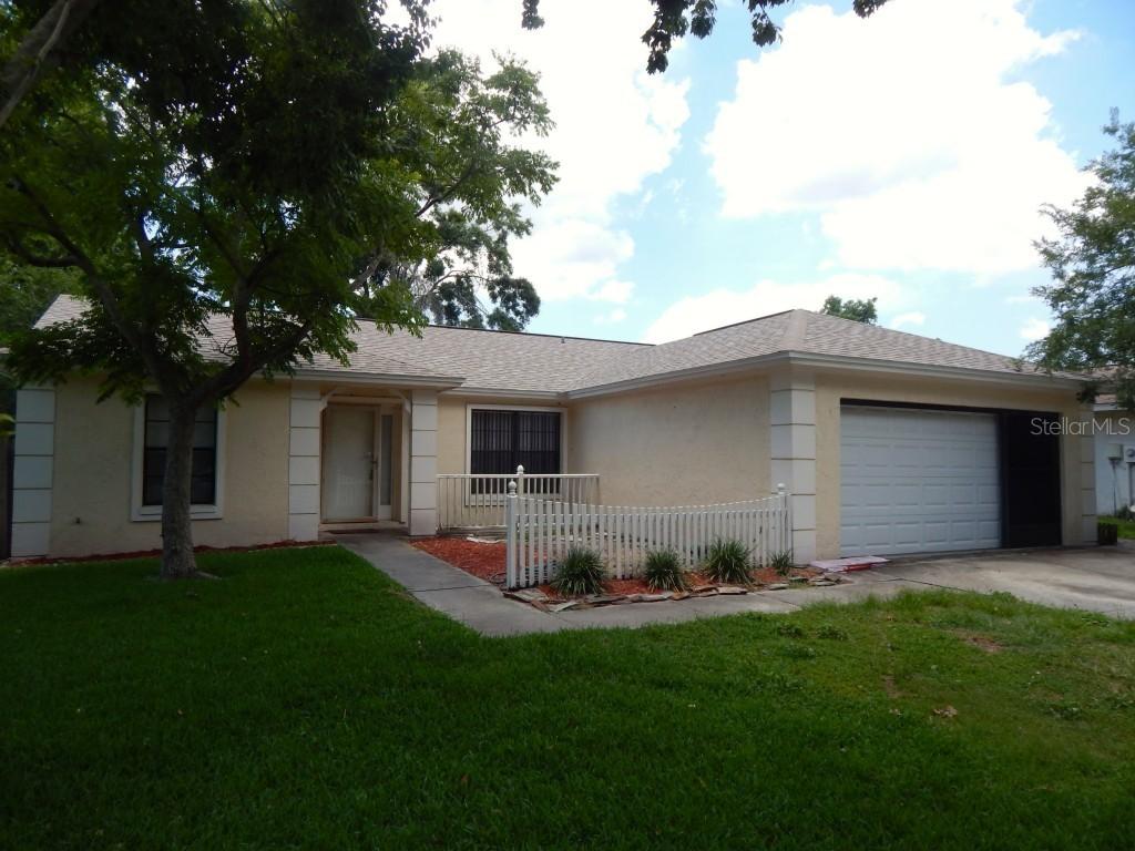 1913 Bow Ct., Valrico, FL 33594