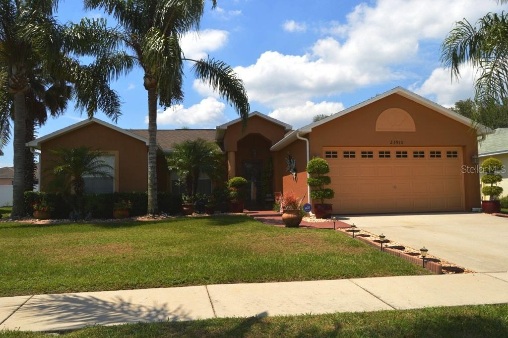 23910 Tee Pee Ct., Lutz, FL 33559