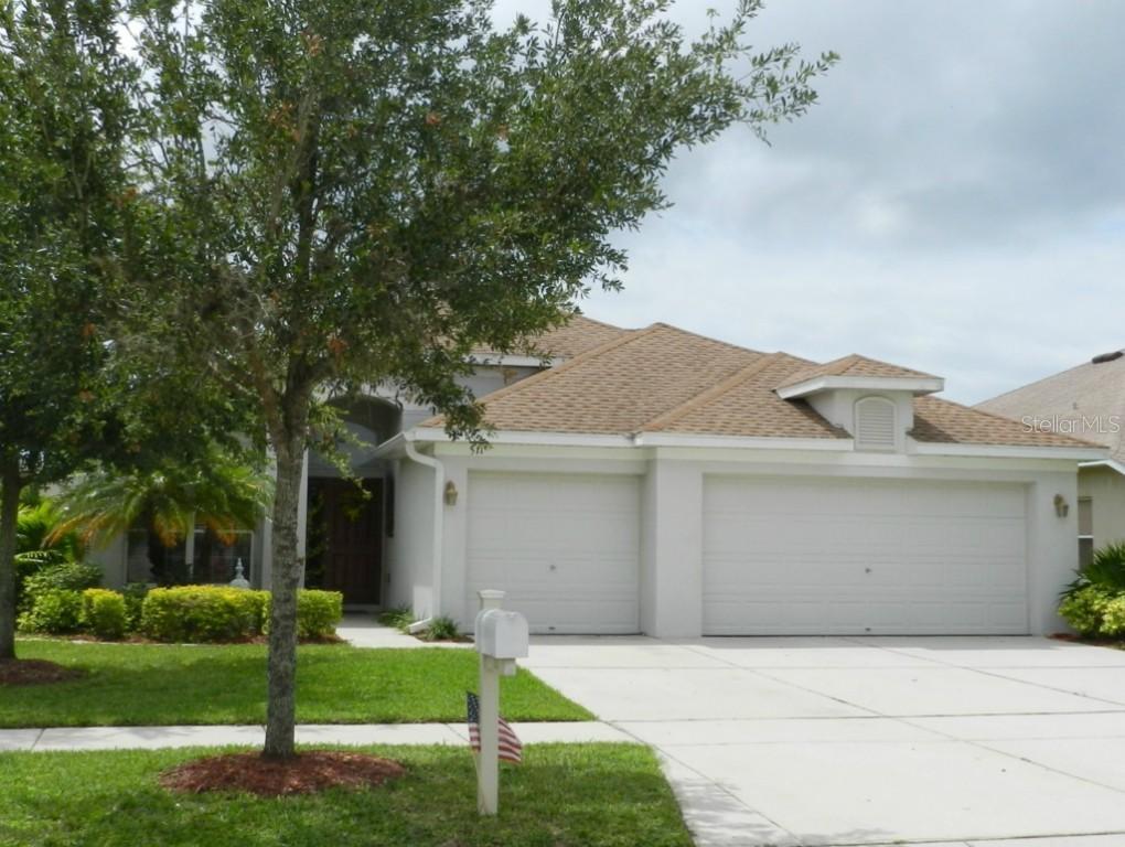 511 York Dale Dr., Ruskin, FL 33570