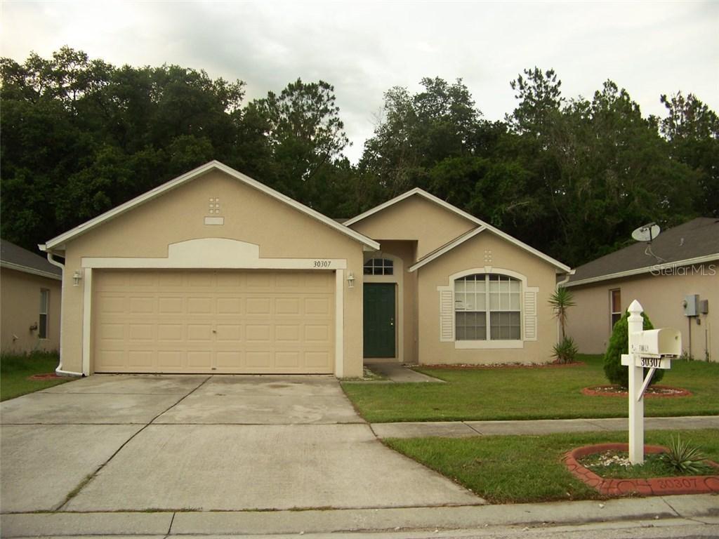 30307 Rattana Ct., Zephyrhills, FL 33545