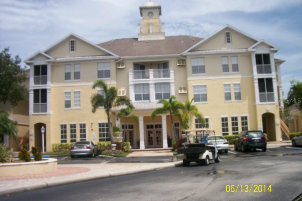 9304 Crescent Loop Cir. #104, Tampa, FL 33619