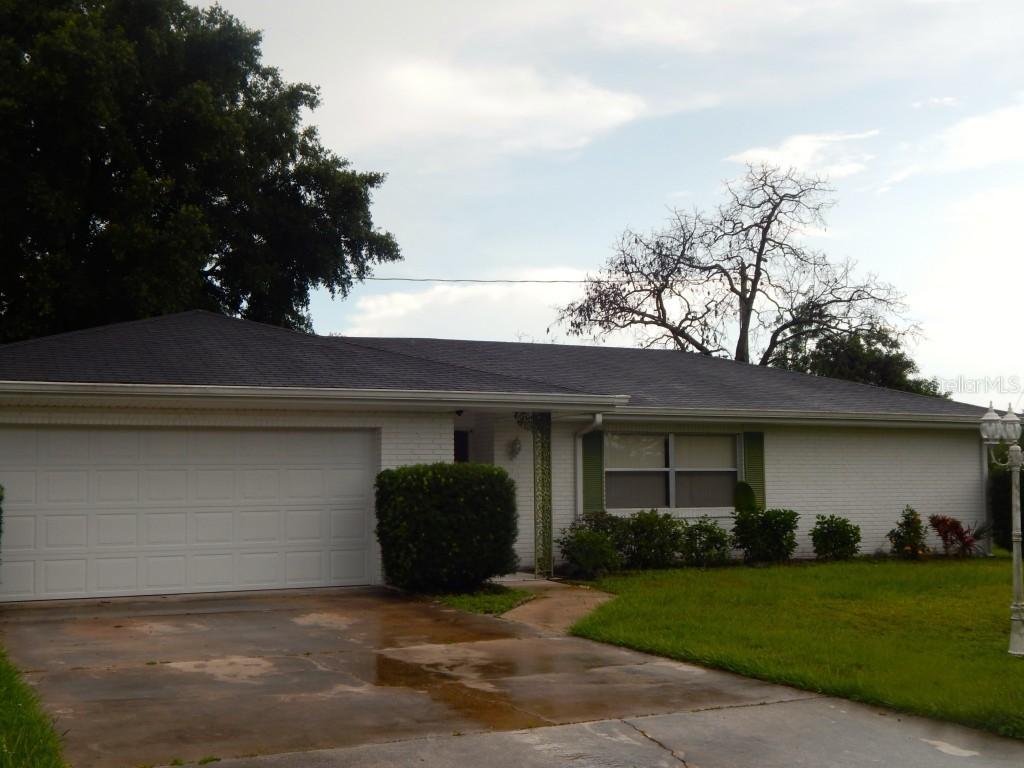 411 Lanier Ln., Winter Haven, FL 33884