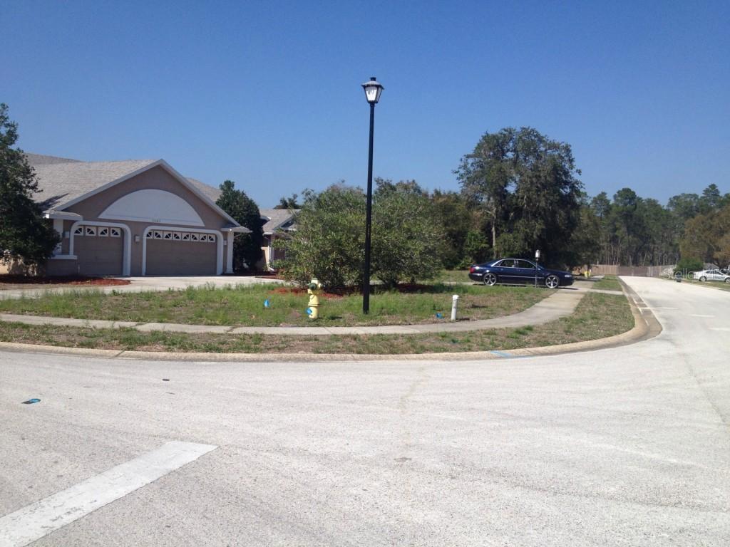 5063 Cumberland Ln., Weeki Wachee, FL 34607