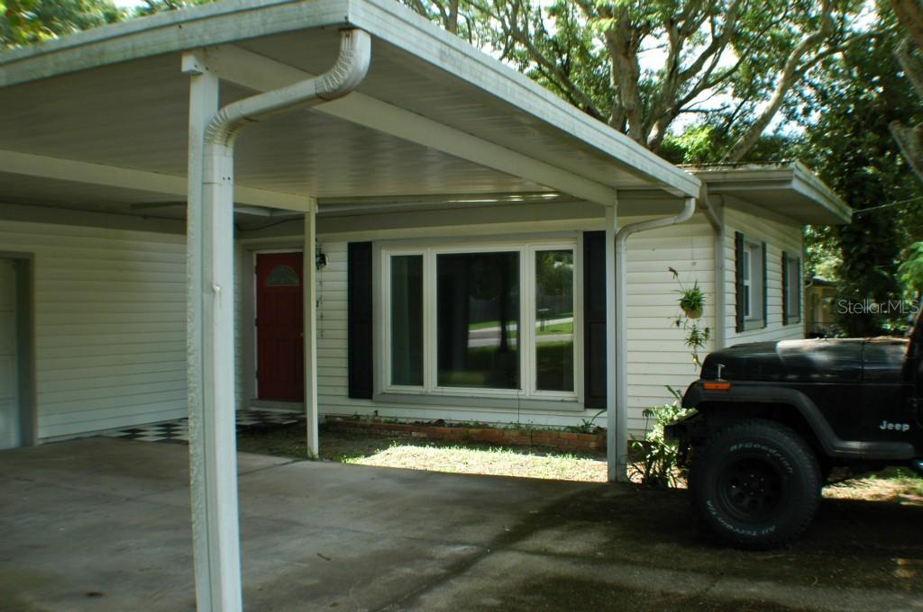 2562 Lake Ellen Dr., Tampa, FL 33618