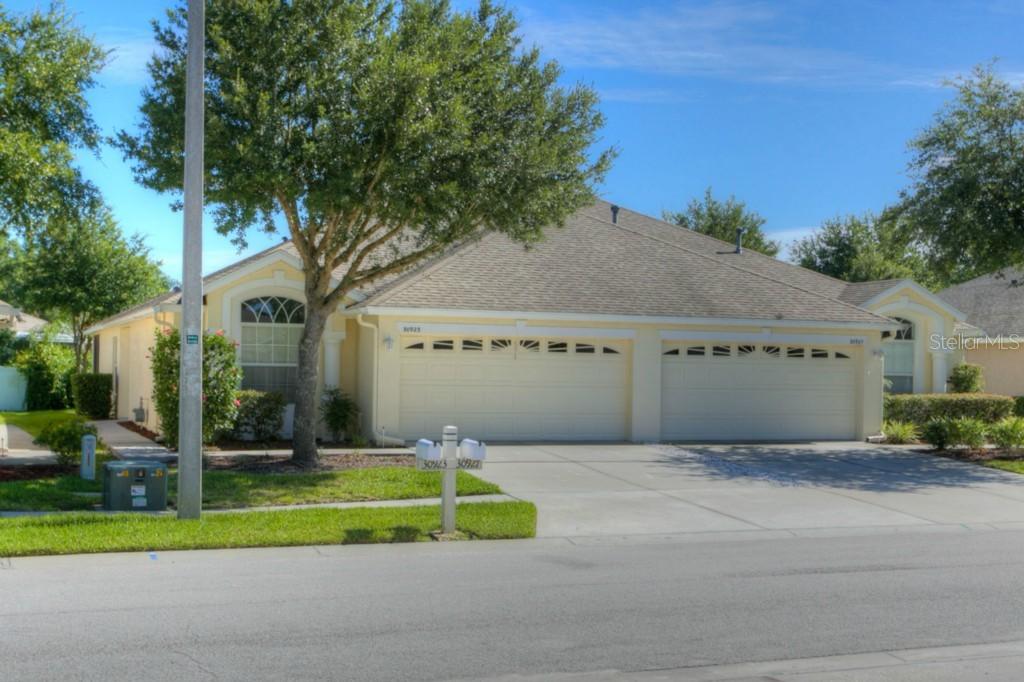 30923 Whitlock Dr., Wesley Chapel, FL 33543