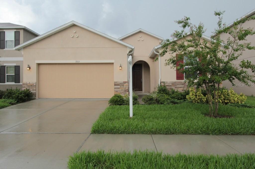 1109 Lake Highview Ln., Brandon, FL 33510