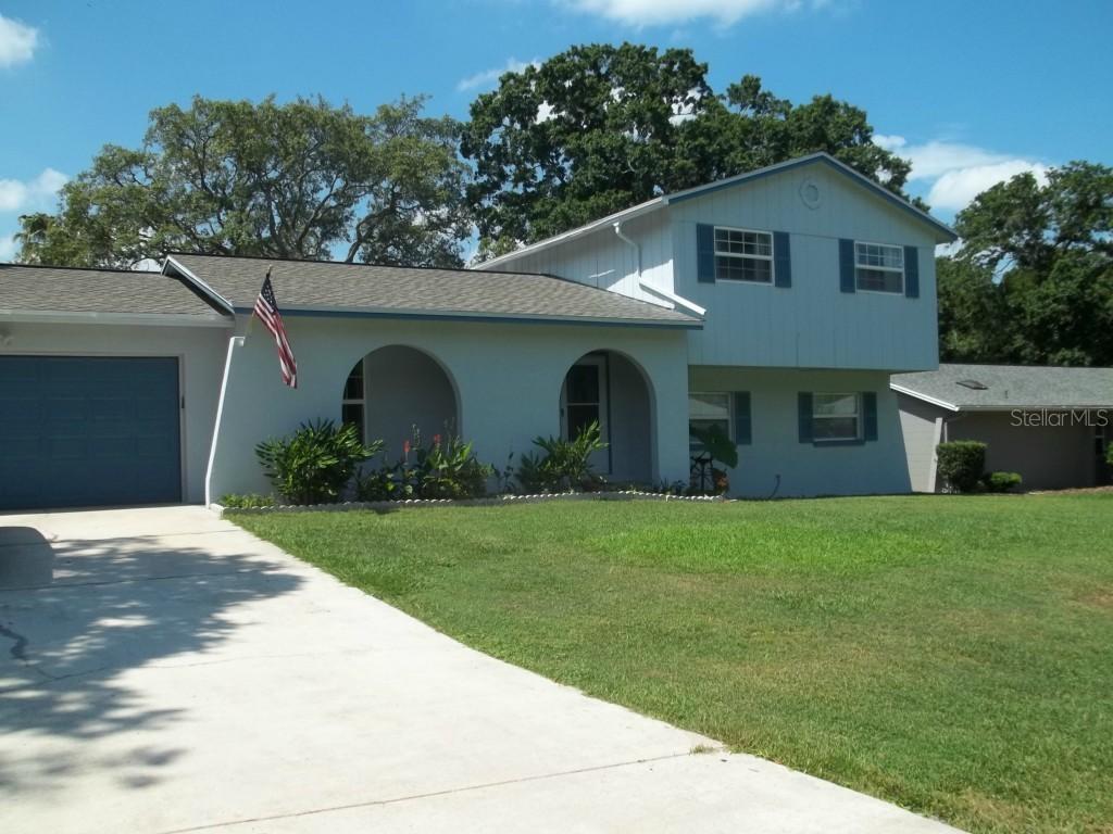 2107 Clifton Dr., Valrico, FL 33594