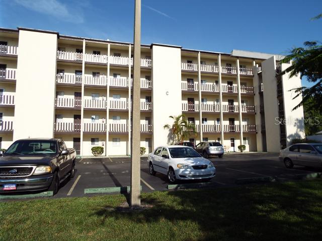 4027 Lake Bayshore Dr. #114, Bradenton, FL 34205