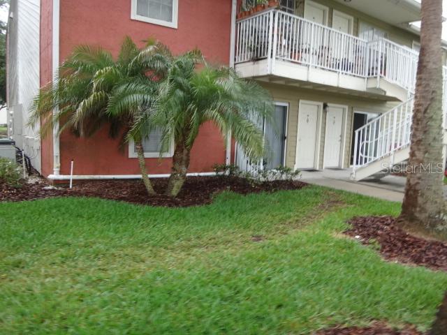 220 Lake Parsons Green Ave. #105, Brandon, FL 33511