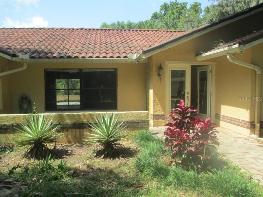 1700 Ryan Dr., Lutz, FL 33549