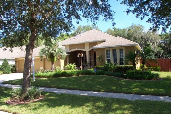 410 Apache Ln., Seffner, FL 33584