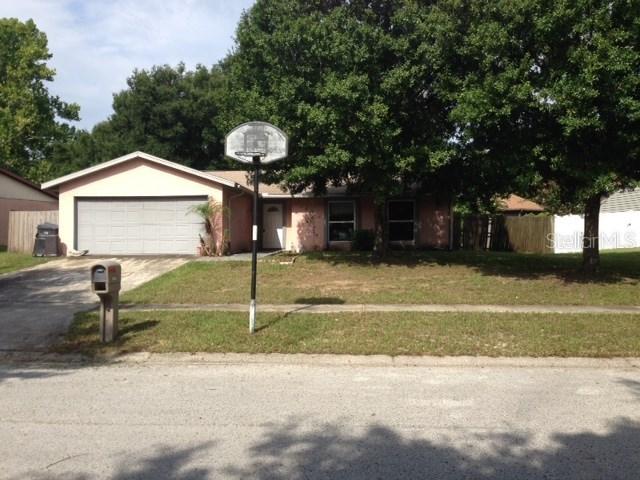 1326 Rustling Oaks Dr., Brandon, FL 33510