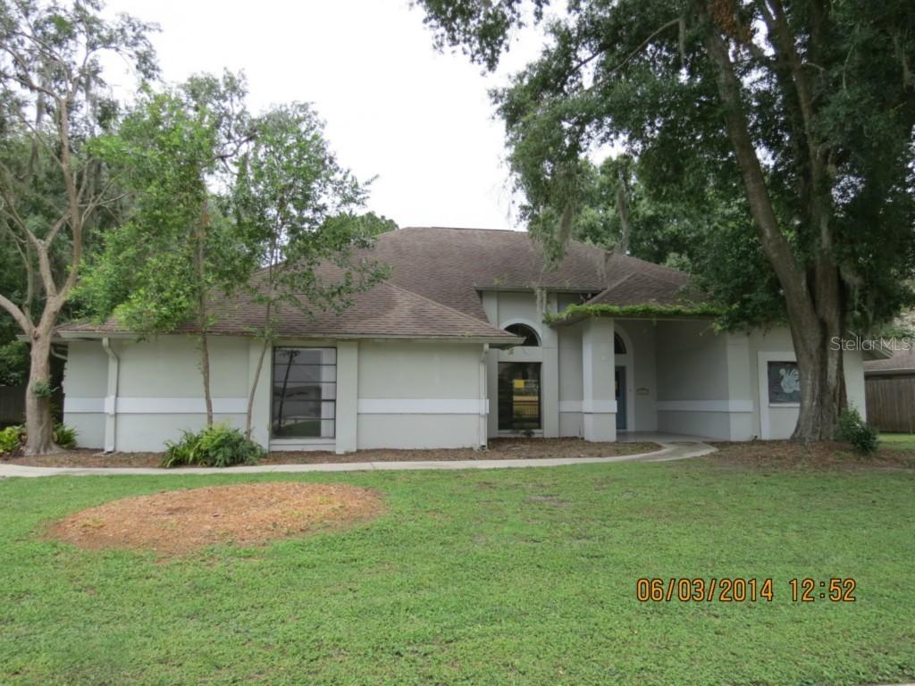 18243 Clear Lake Dr., Lutz, FL 33548