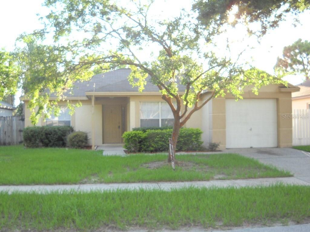 316 Benson St., Valrico, FL 33594