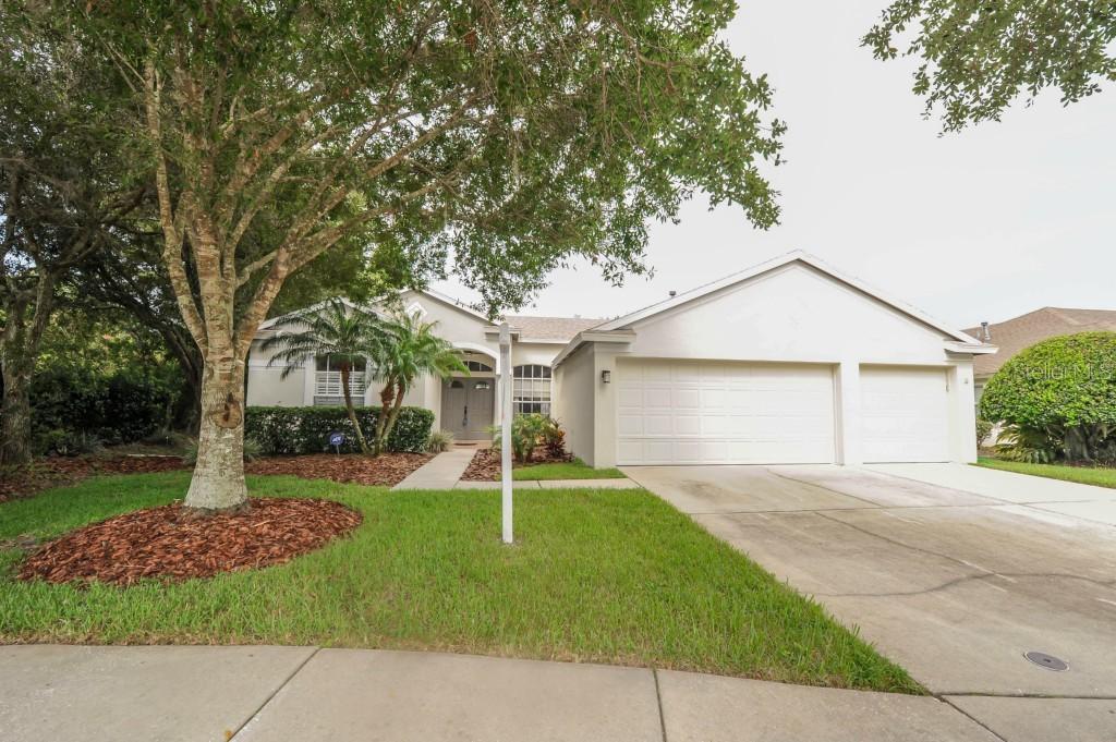 9402 Hunters Pond Dr., Tampa, FL 33647